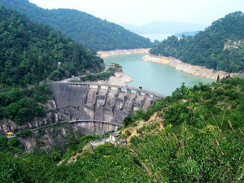 谭靖夷,中国工程院院士,水利水电工程施工专家