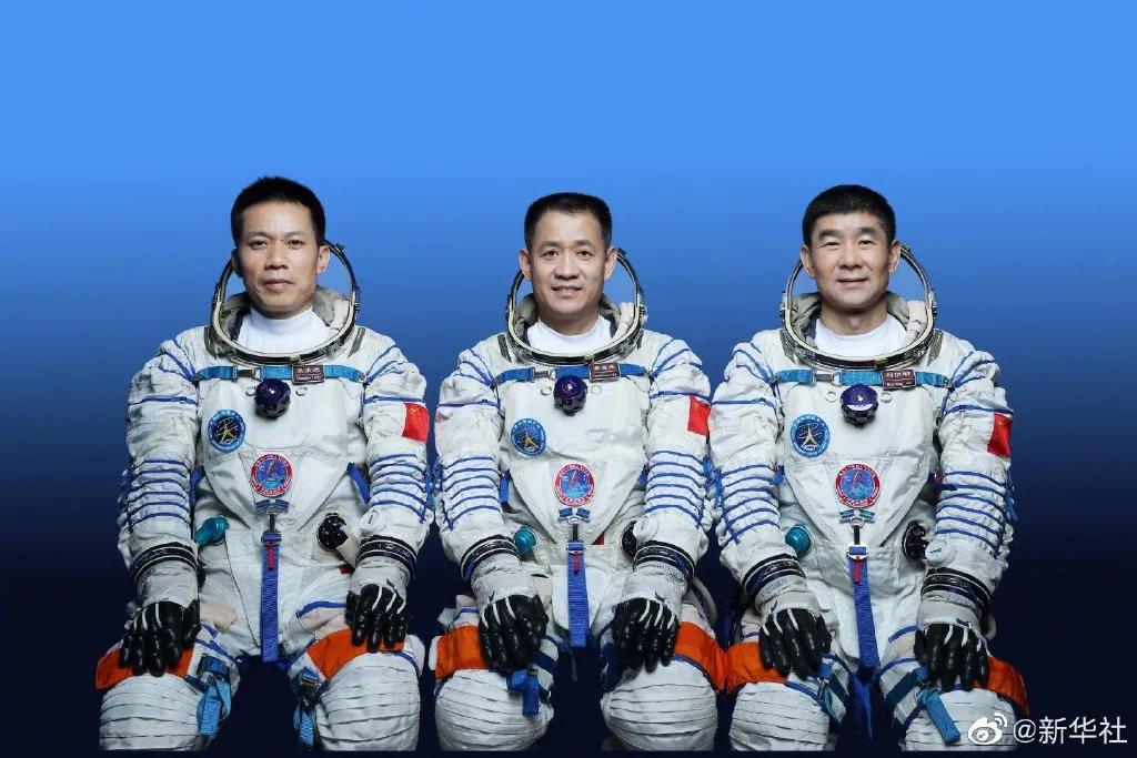 神舟十二号载人飞船,发射时间,神舟十二号载人飞船飞行乘组