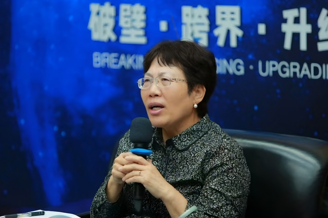 陈丽